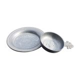 Tin saucers