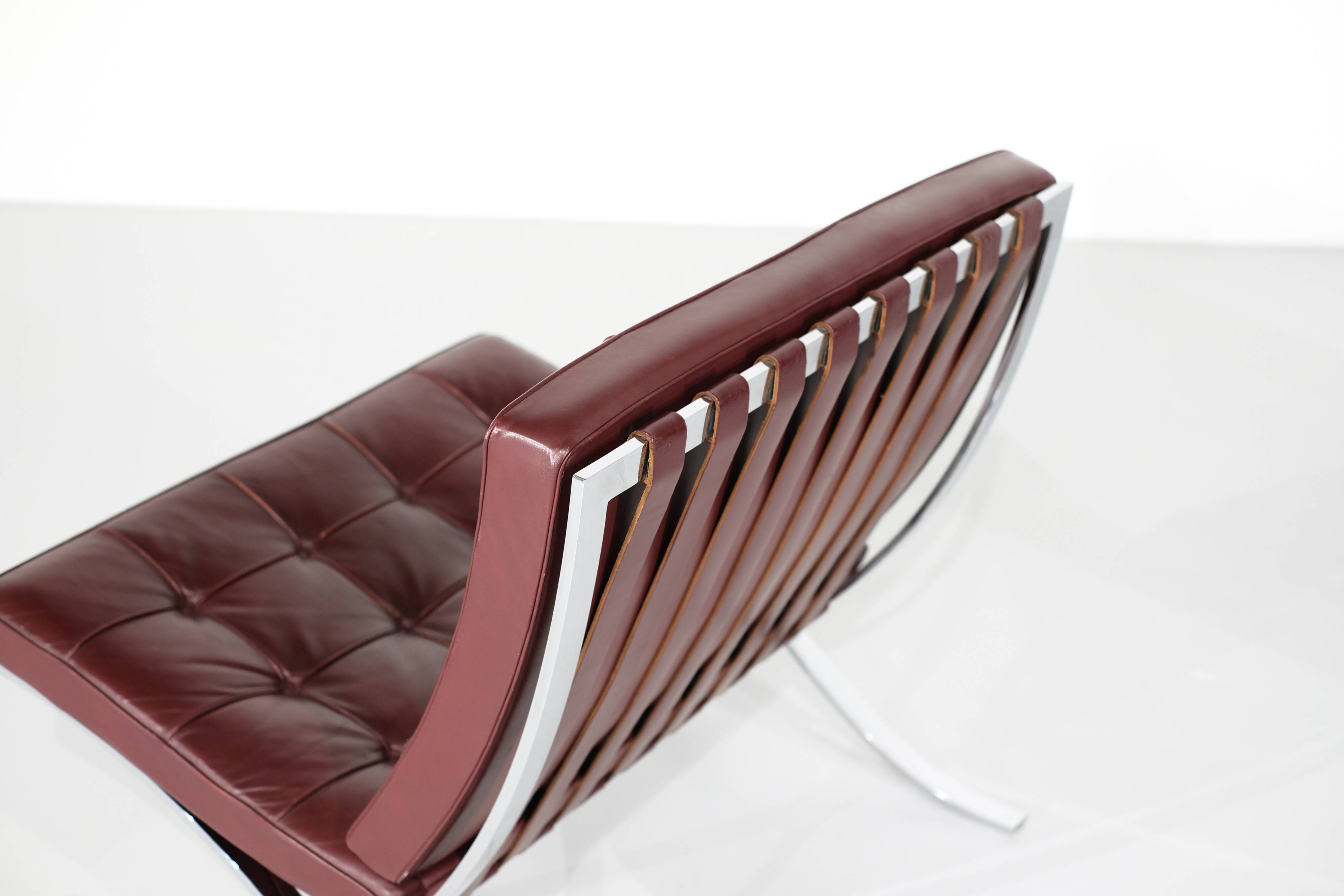 Paire de fauteuils Barcelona Ludwig Mies van der Rohe  Knoll.