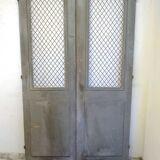 Double old mesh door
