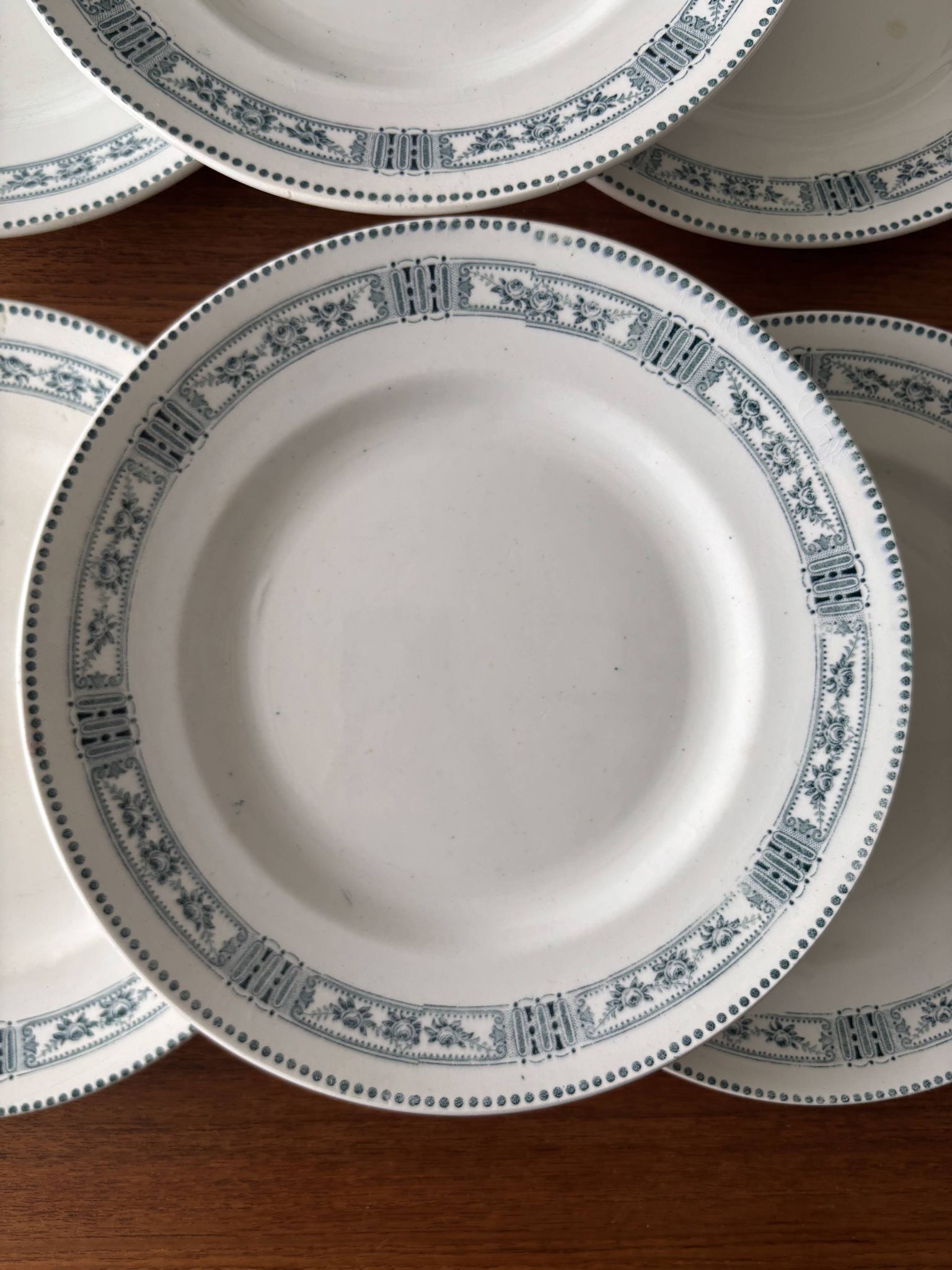 Set of 6 antique flat plates Moulin des Loups & Hamage model P