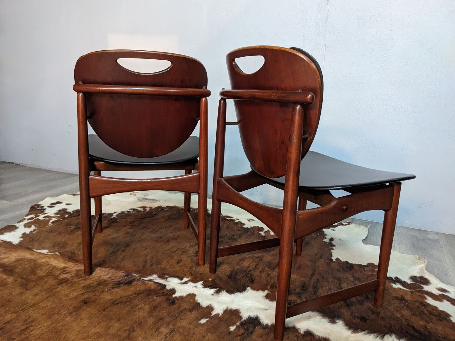 2 chaises danoises Arne Hovmand en teck