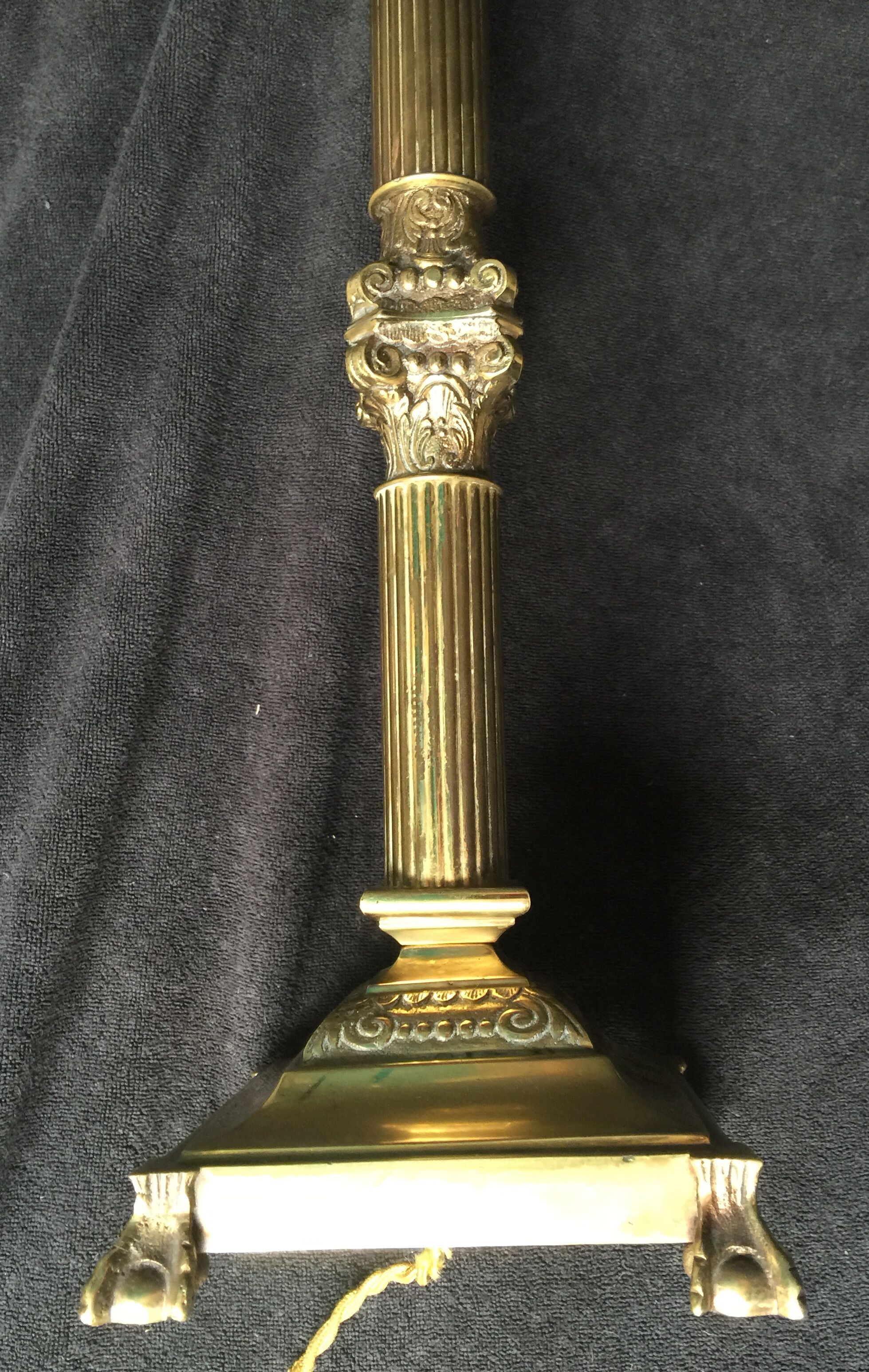Bronze lamp foot fluted barrel with capitals
