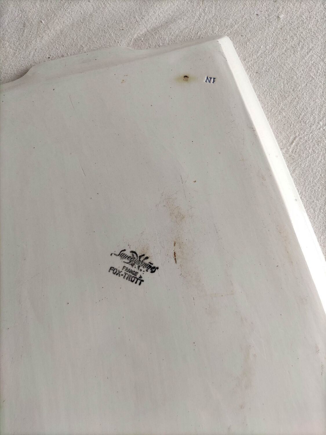 Sarguemine Fox Trot earthenware tray