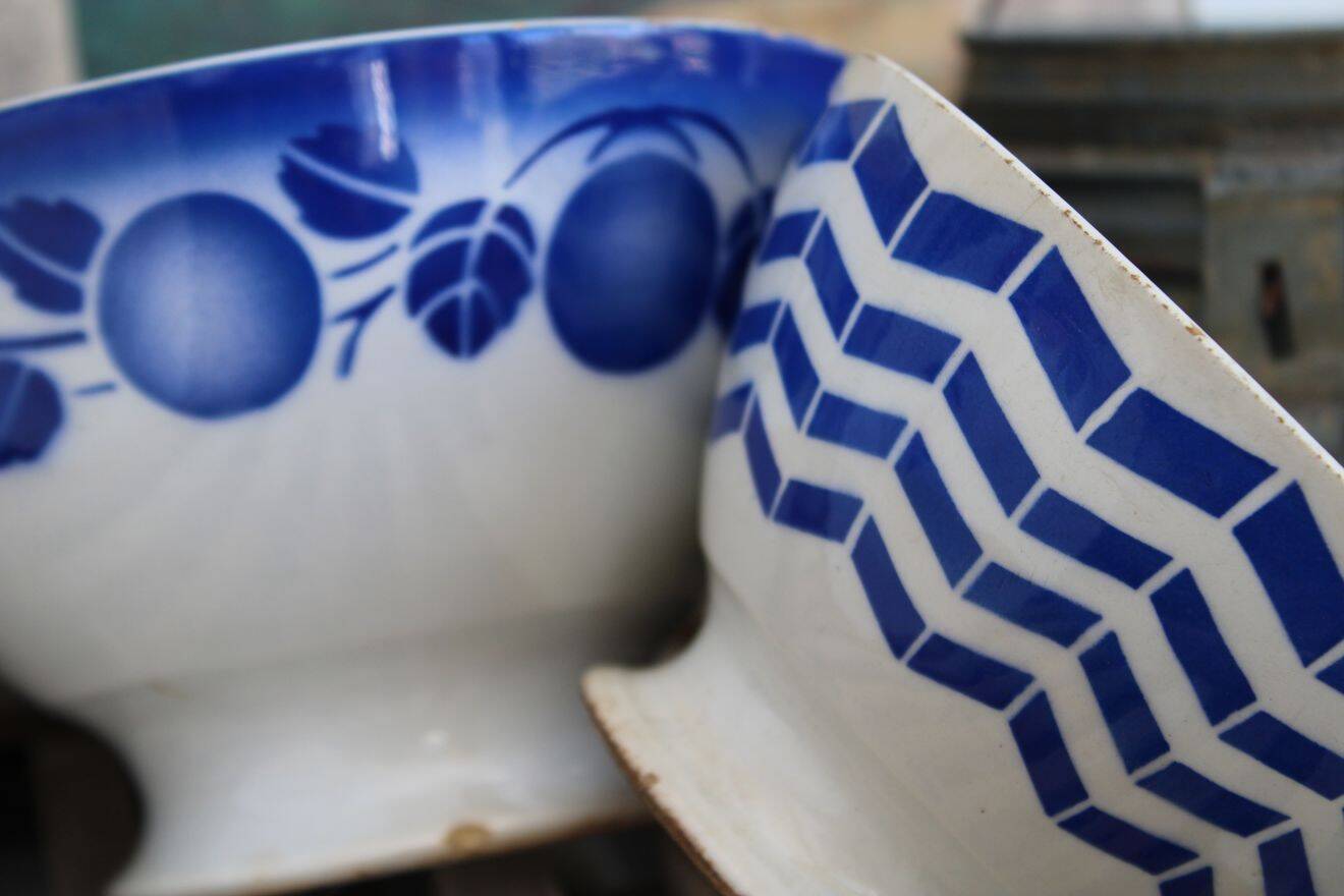 Set of 2 antique ceramic bowls