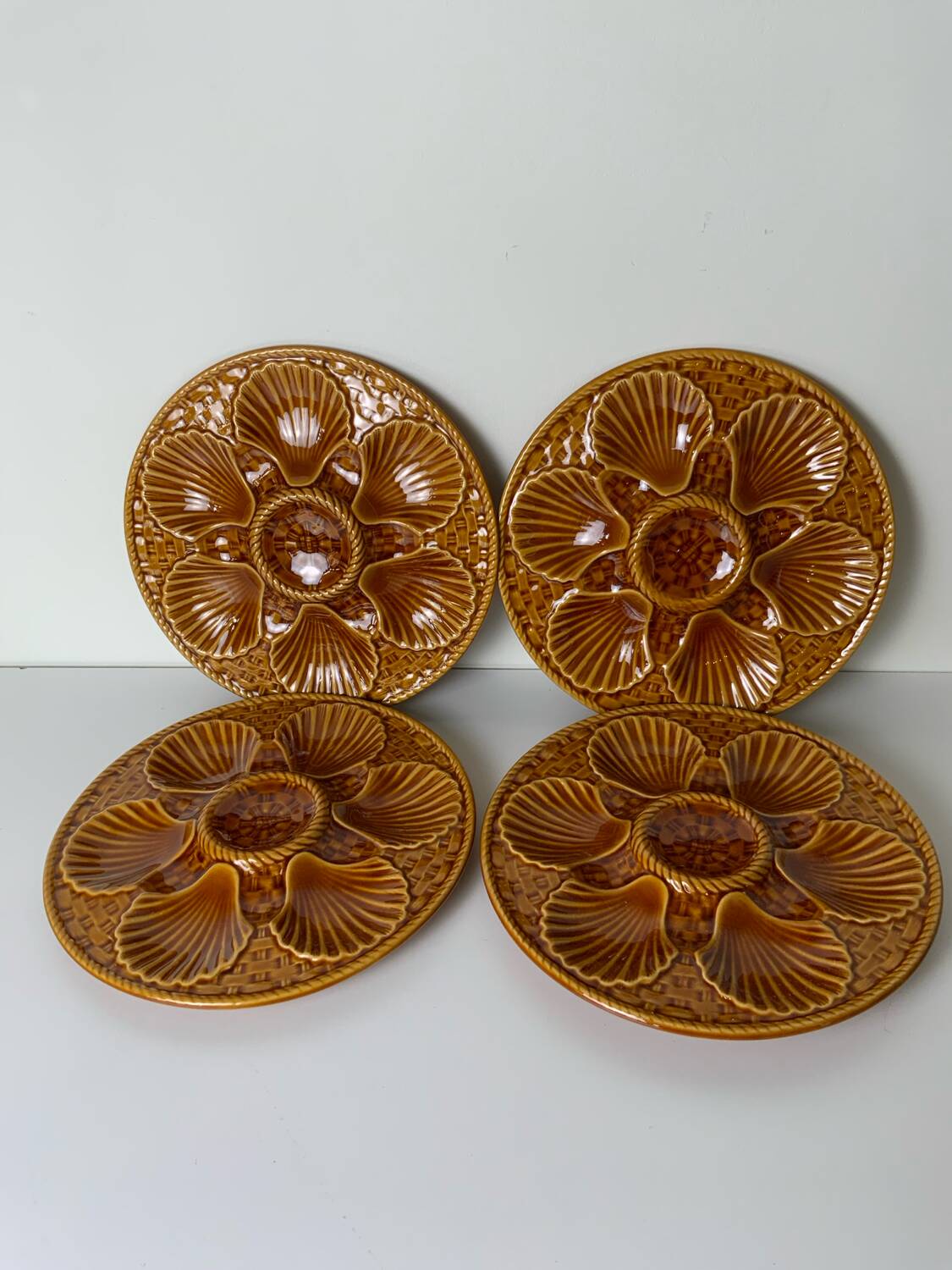 Oyster slip plates