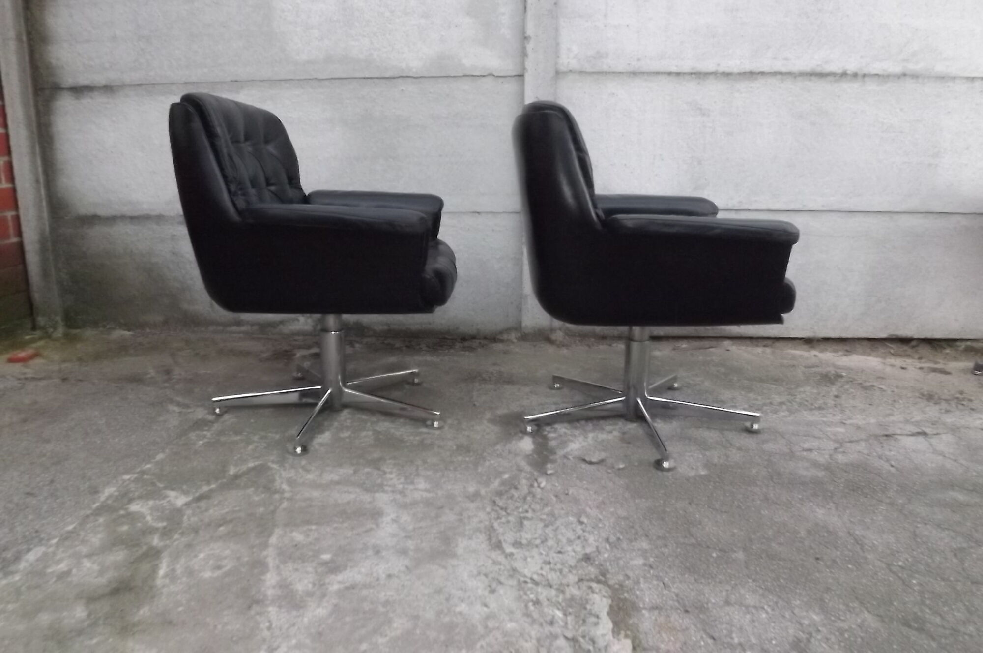 Pair of bridge armchairs from Airborne around 1965