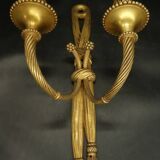 Large Louis XVI style ribbon applique