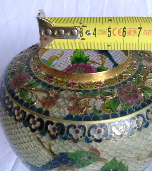 Openwork plique-à-jour enamel pot - 1920 to 1949 - China