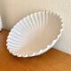 Ancien plat creux en faïence blanche godronnée XIXeme