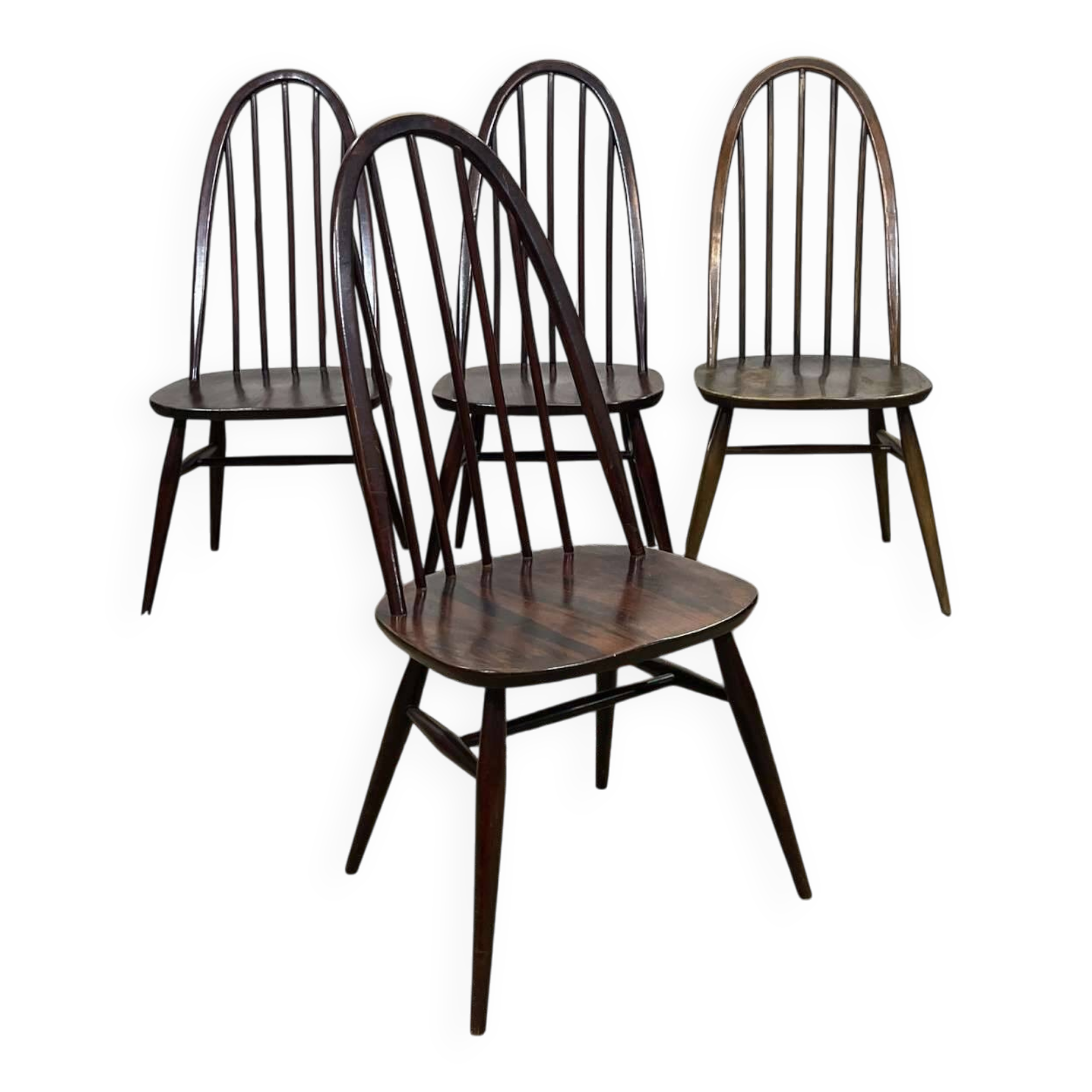 Suite de 4 chaises en orme ercol des années 1970