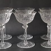 6 verres / coupes à champagne en cristal de Saint Louis. Modèle Tommy.