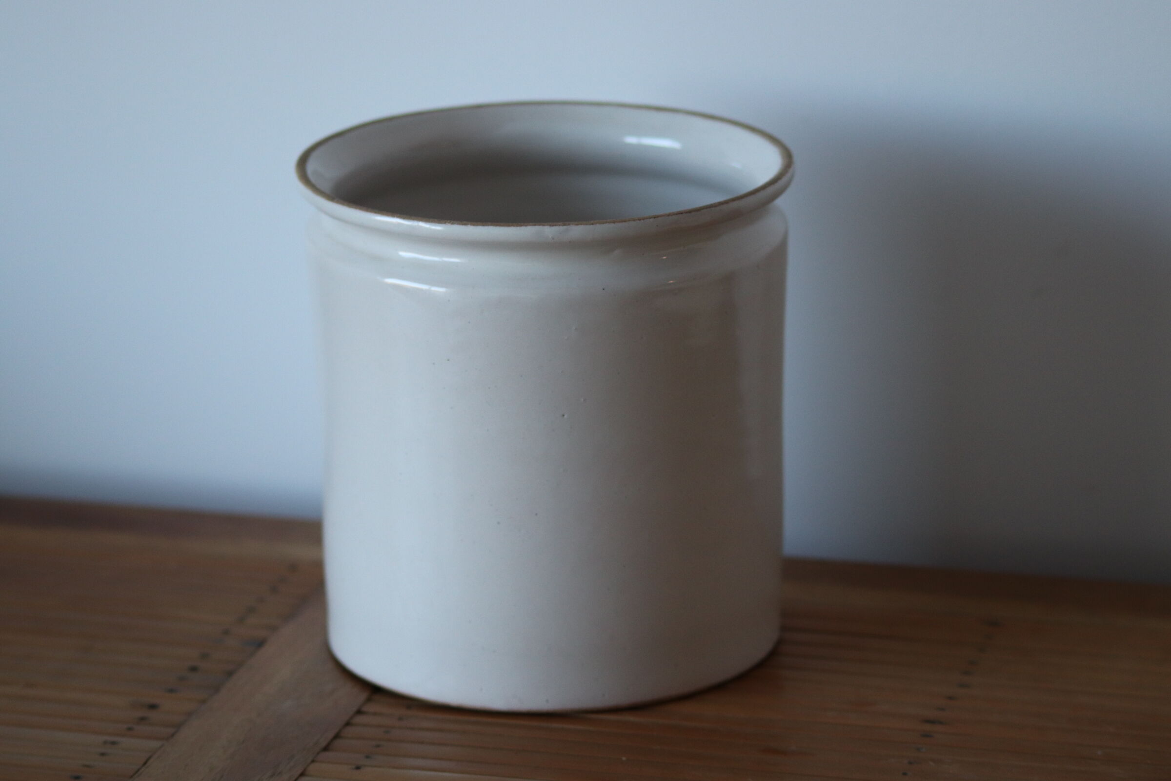 Old white sandstone jam jar