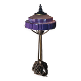 Lampe en fer forgé et verre moulé - décor de rose - vers 1900