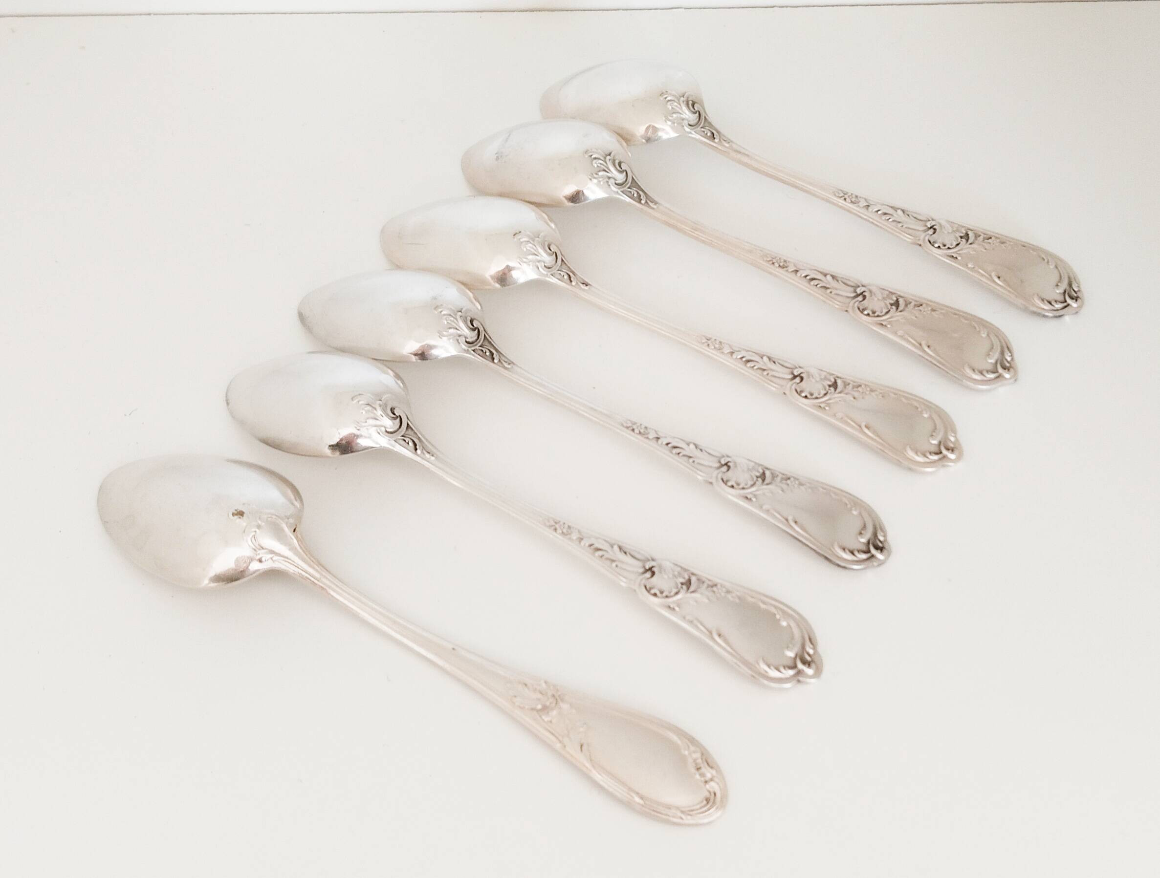 Cuillères à dessert en argent  , vintage français