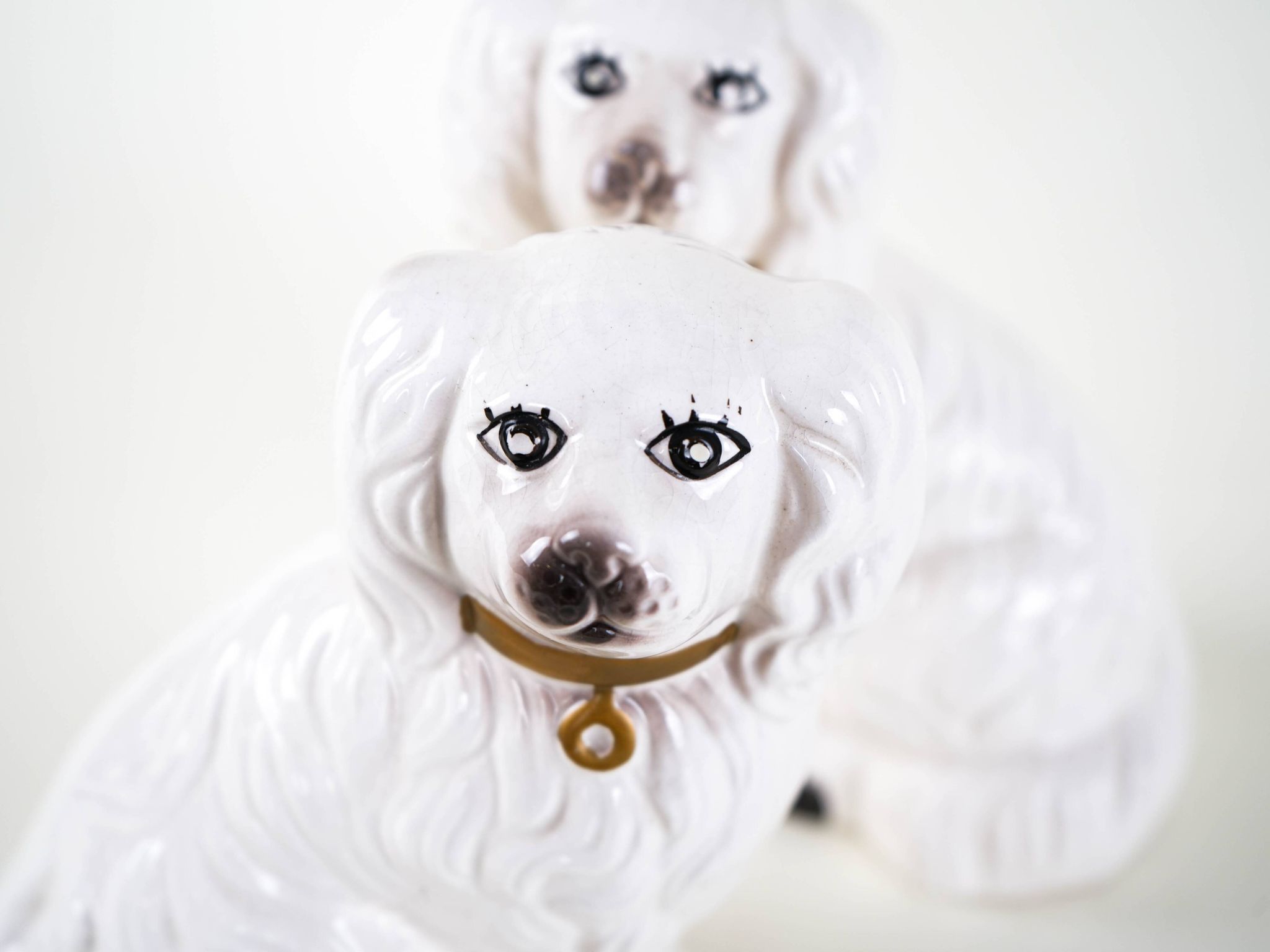 Ceramic dog figurines, English style, 1970s, made in England