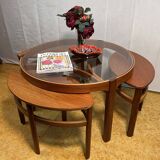 Table basse ronde en teck vintage rétro du milieu du siècle par Nathan Trinity 1960