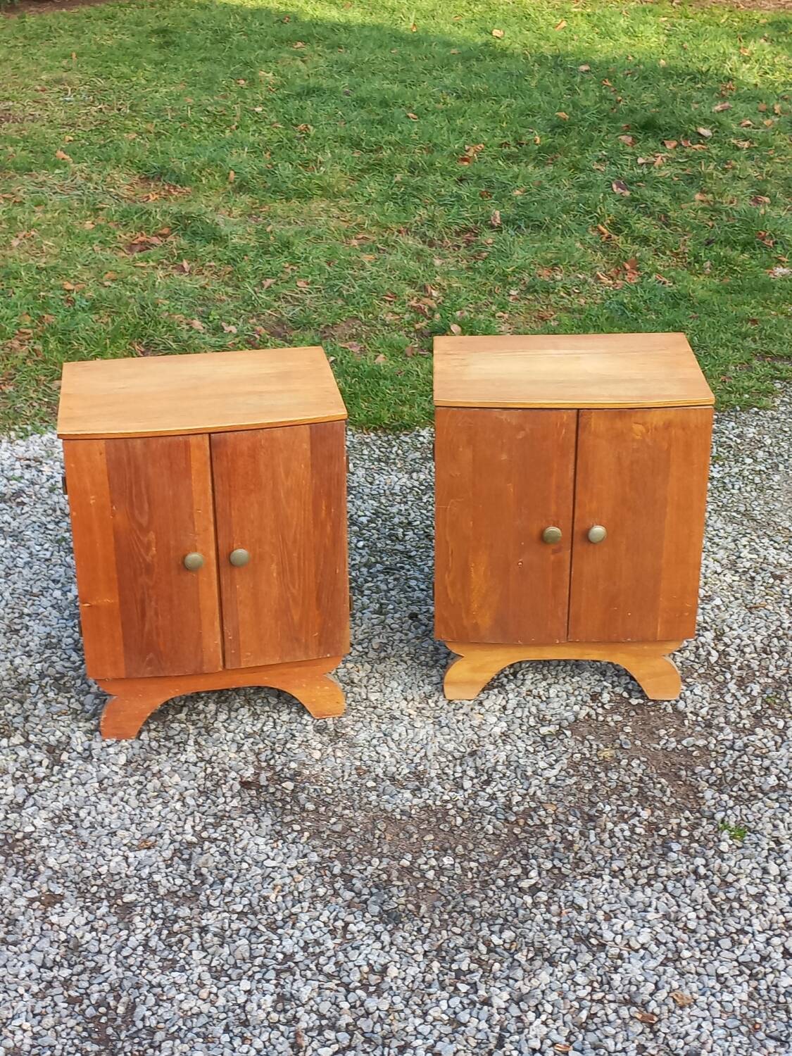 Pair of vintage bedside tables in blond and gilded oak from the 50s