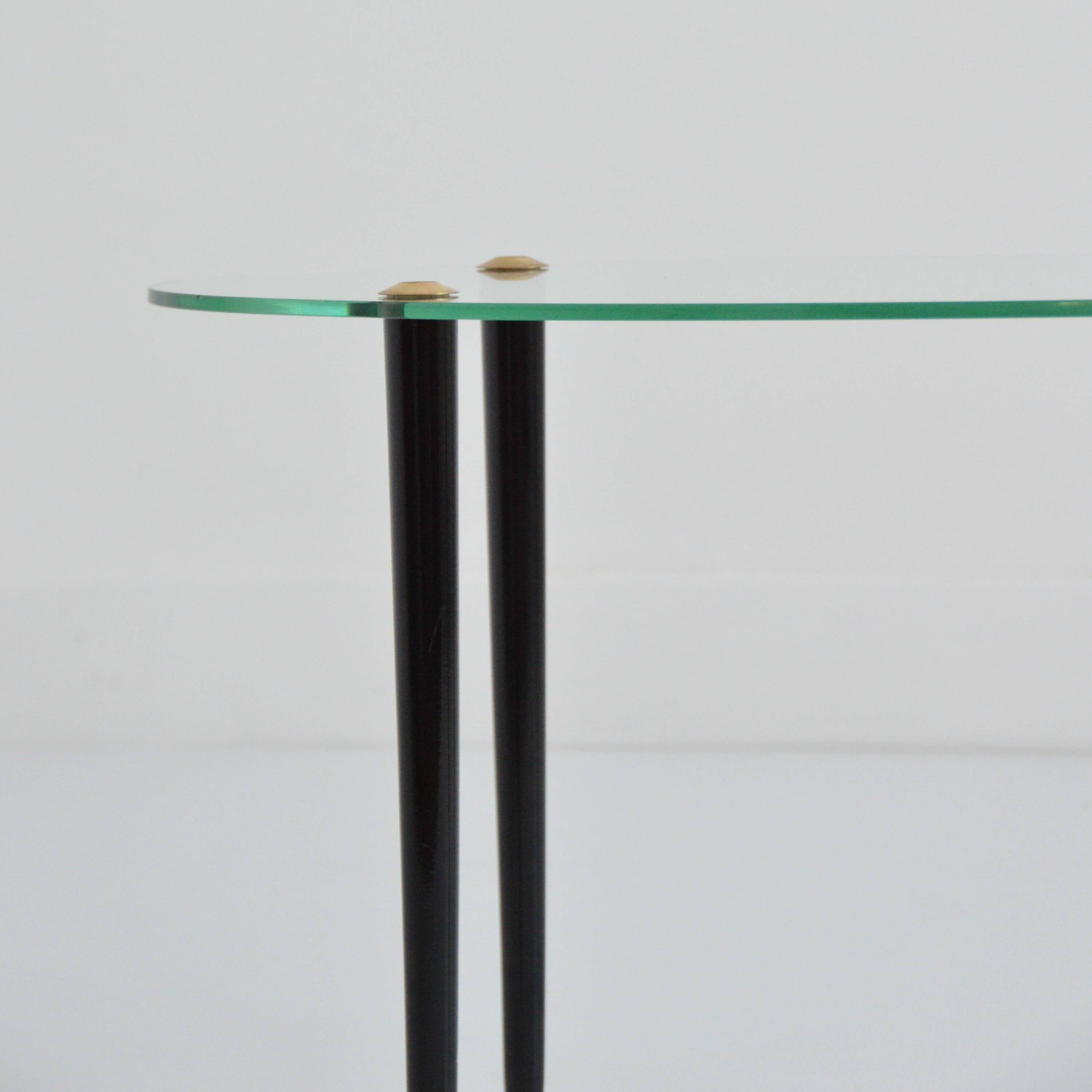 Coffee table / Oval side table vintage 1950s