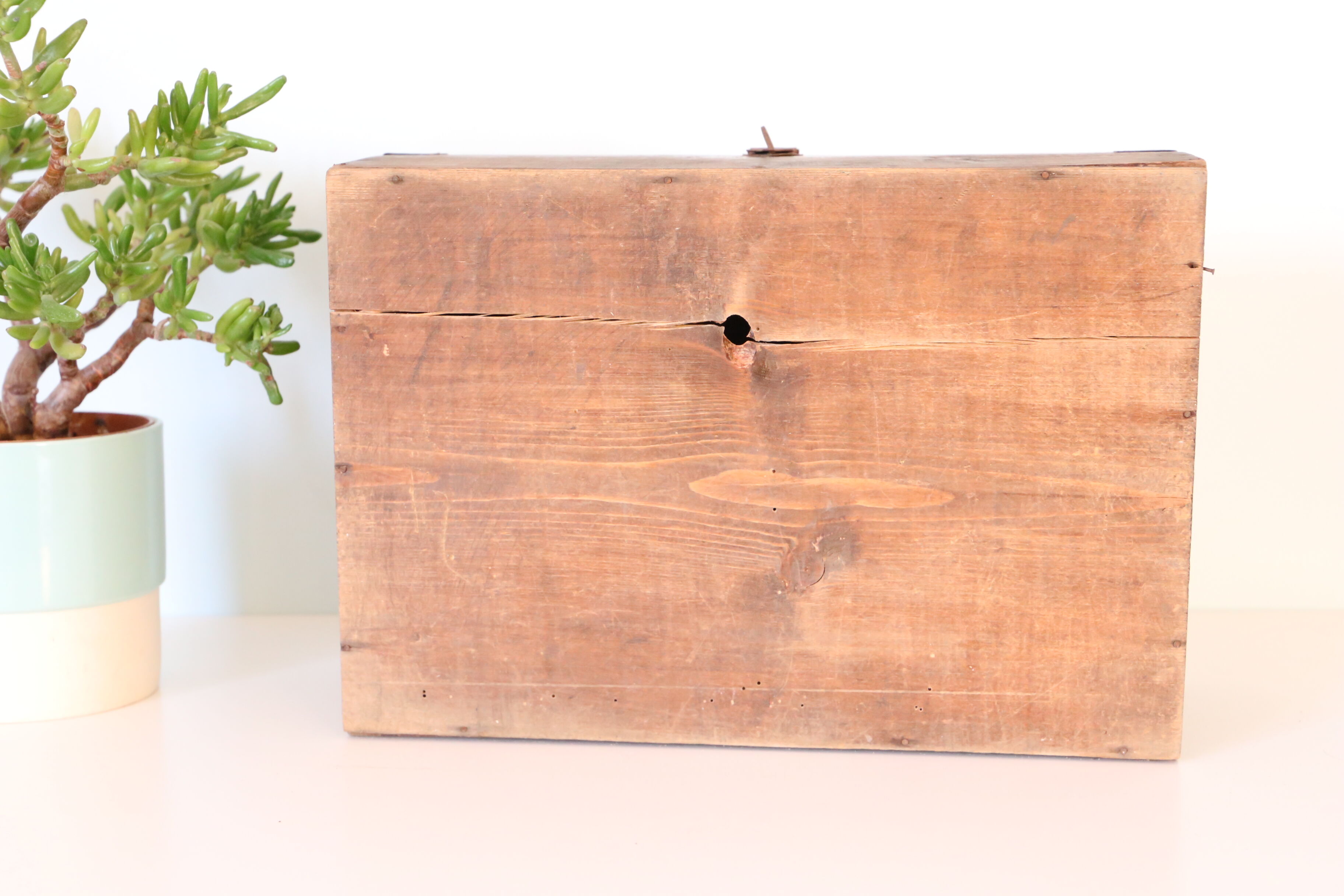 Wooden pre-war box with metal handle