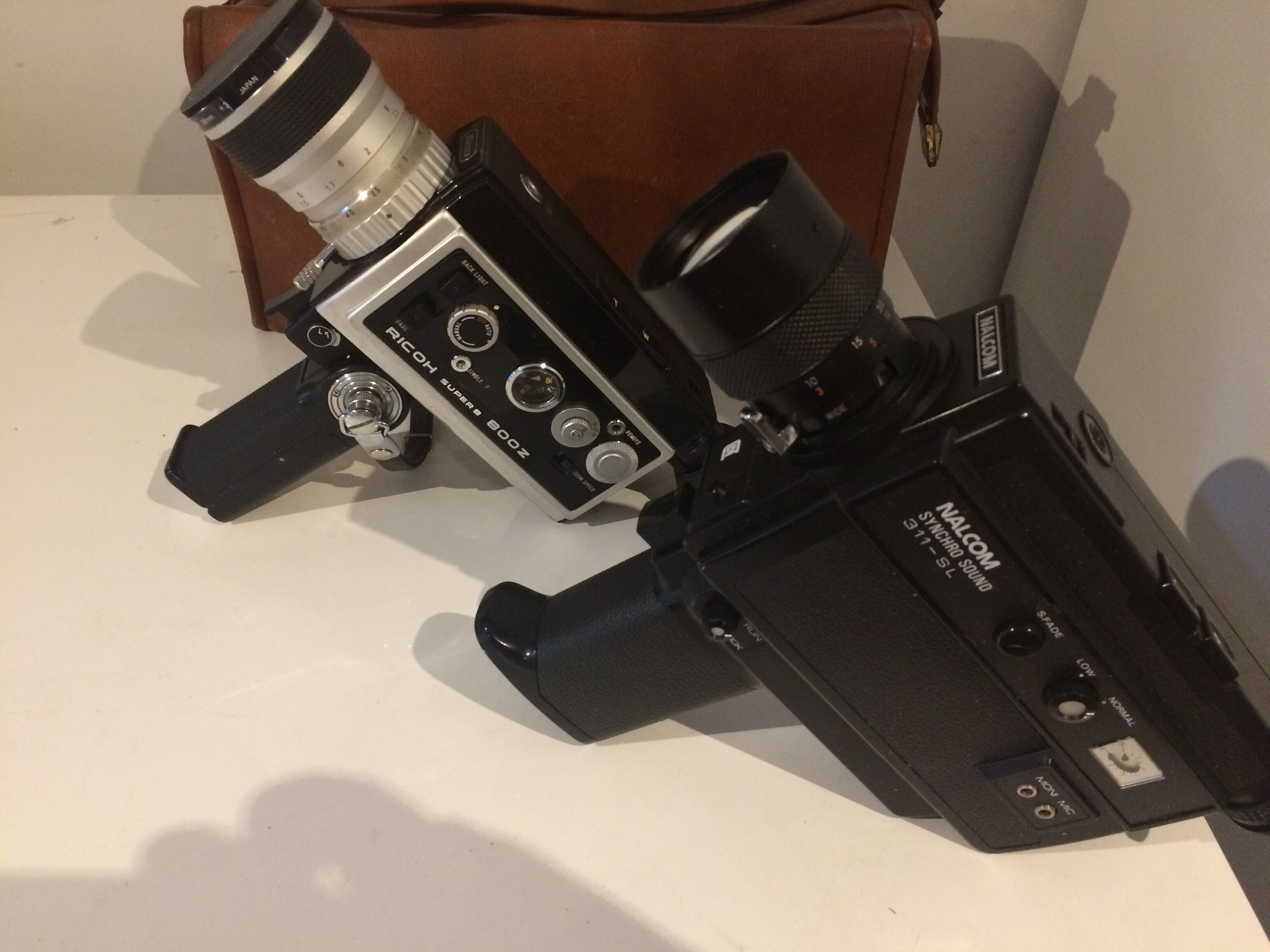 2 cameras super 8