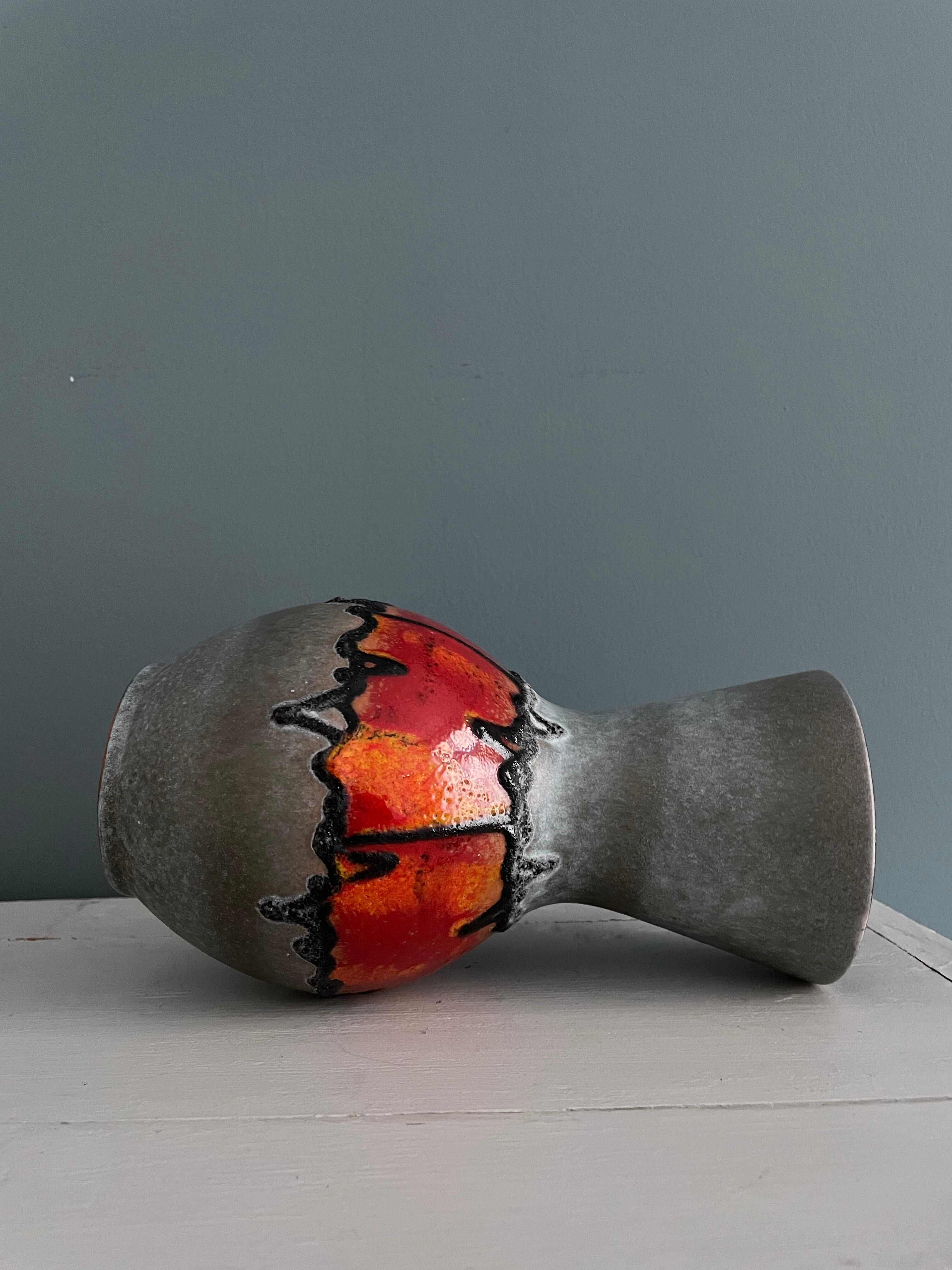 Fat-Lava Carstens-Tonnieshof ceramic vase, Germany