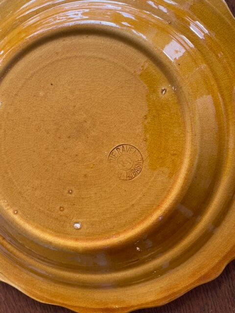 Set of 7 honey-colored plates in glazed clay Pottery Ravel