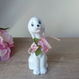 Figurine chien en céramique blanche