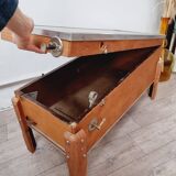 Industrial coffee table & old pinball machine 1900