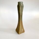 Soliflore flamed sandstone, 1900