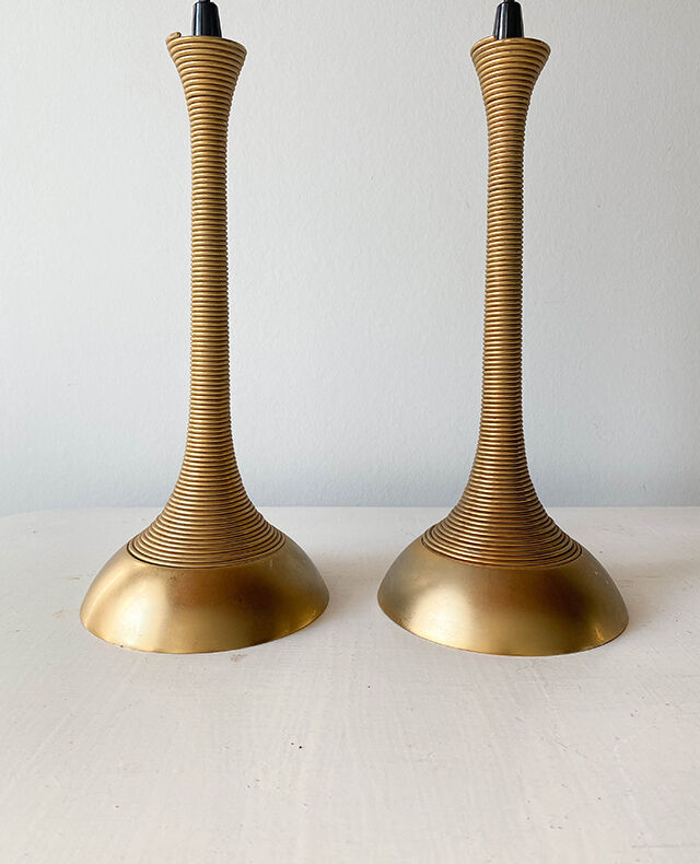 Golden spiral suspension