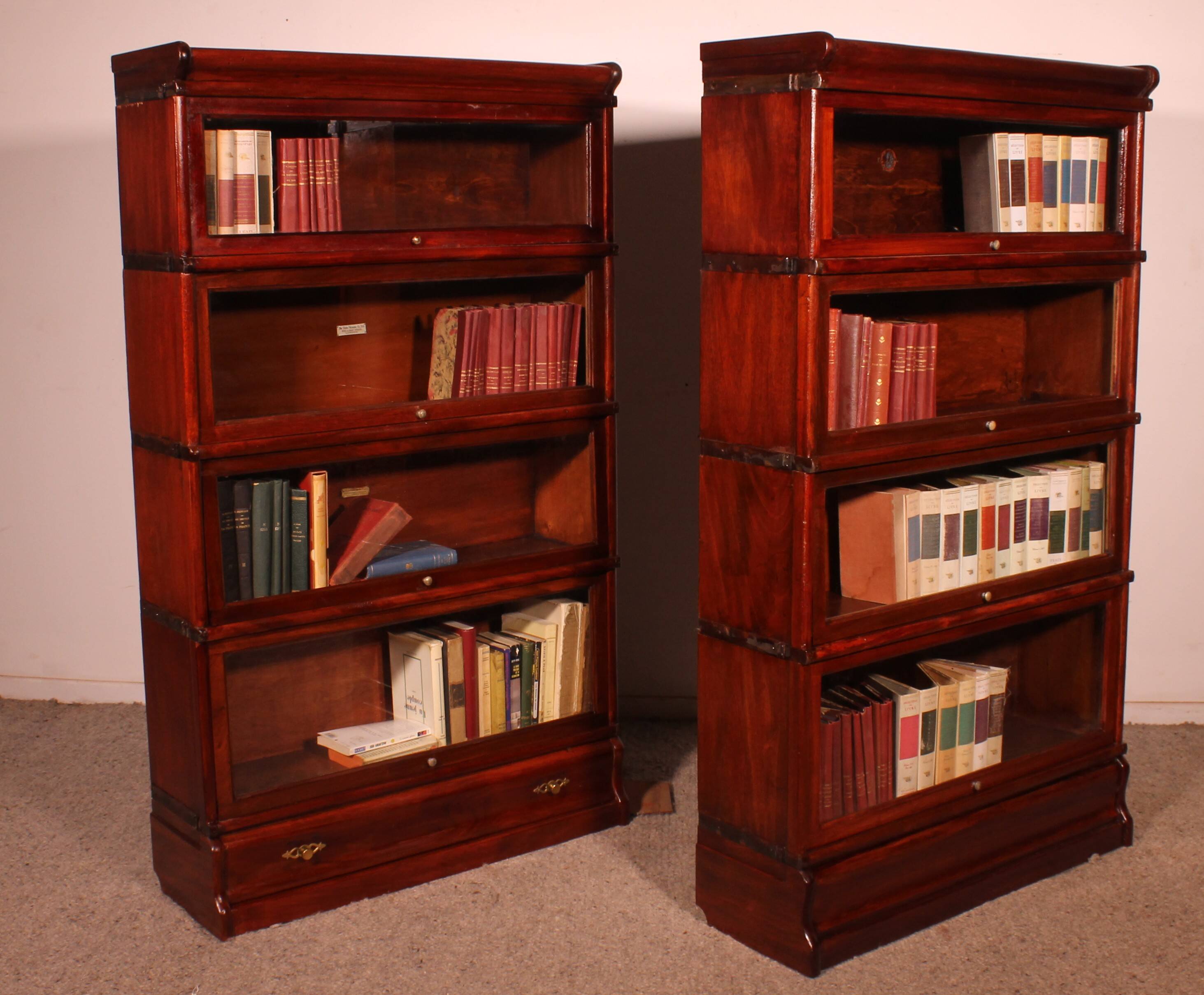 Pair of Globe Wernicke mahogany bookcases circa 1900