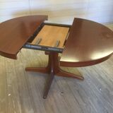 Dining room table