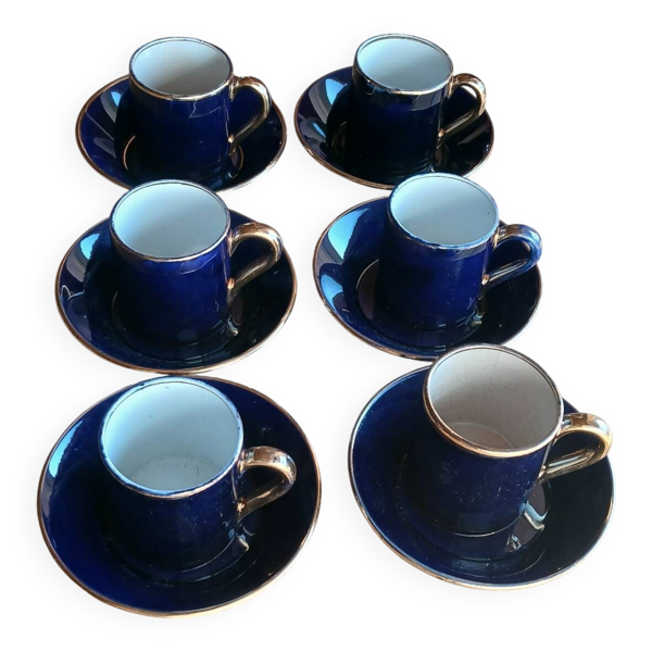 Six tasses à café bleu cobalt, Sèvres