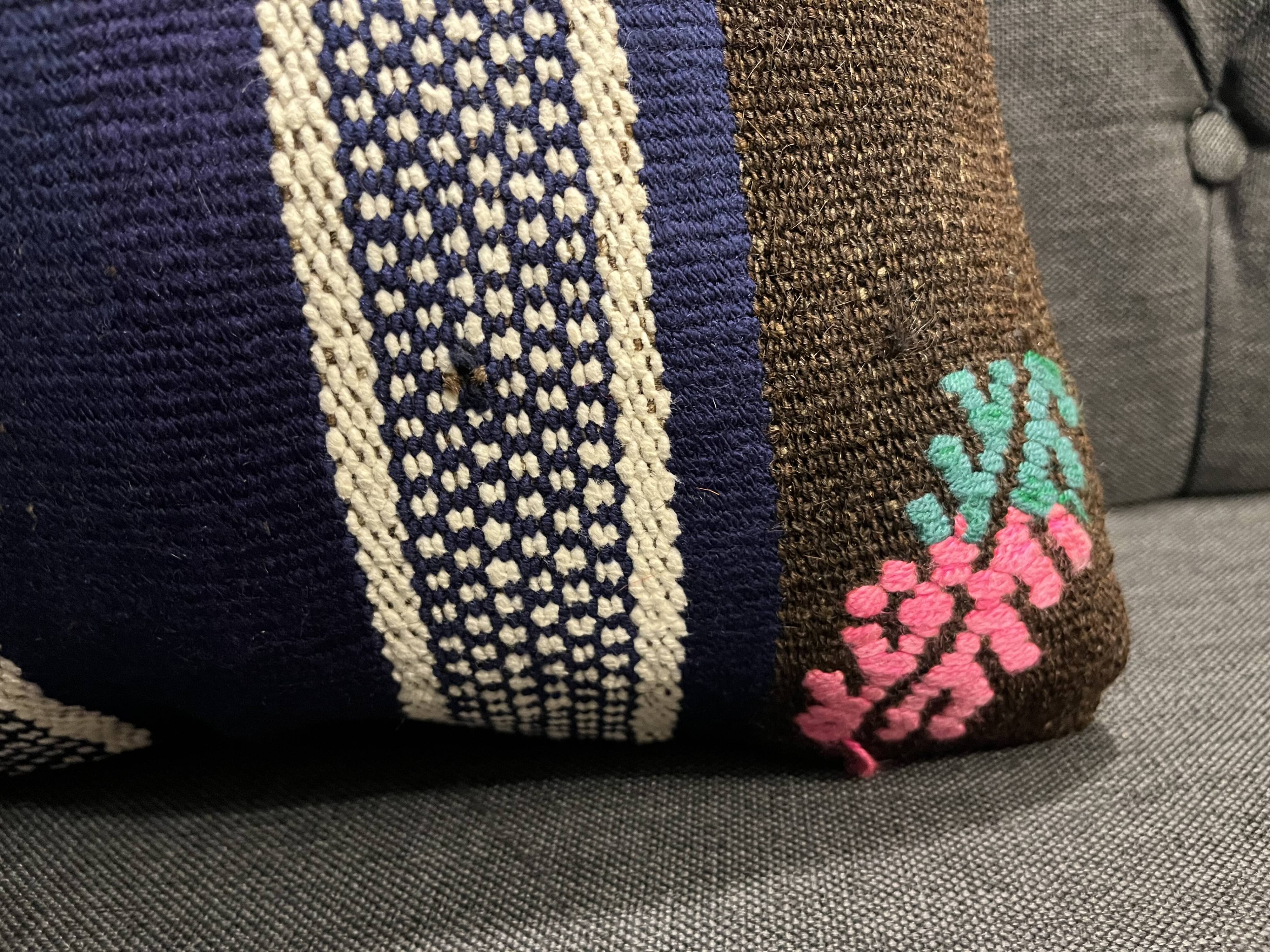 Housse de coussin vintage foncé