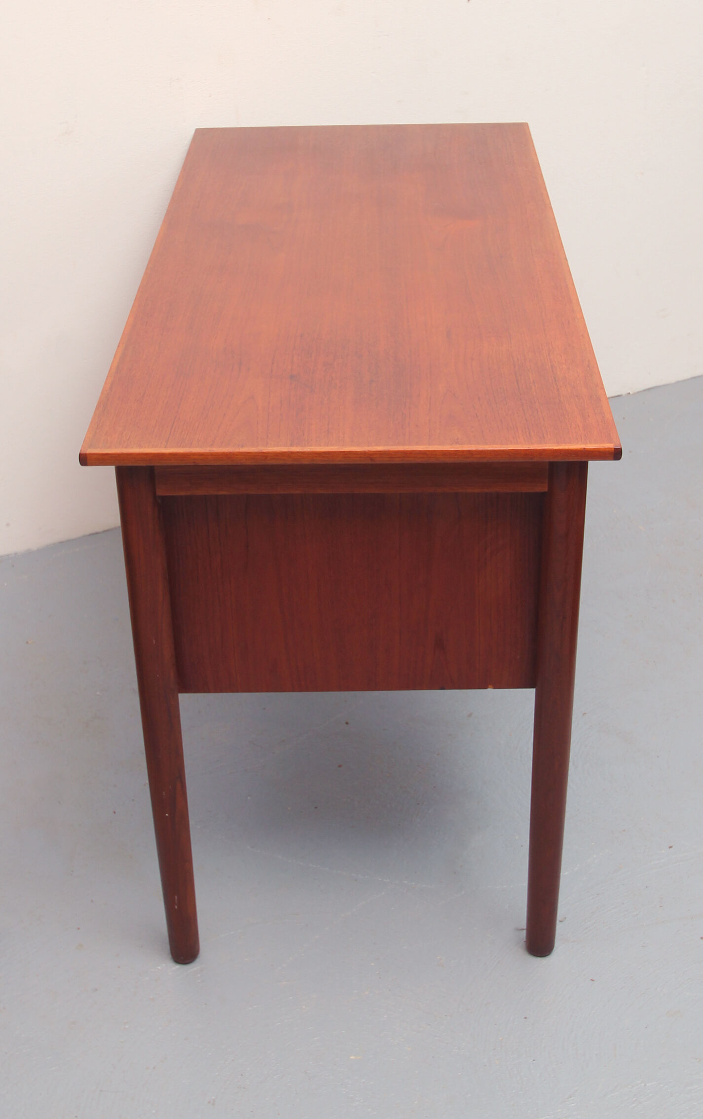1960s desk in teak, Design P.B.J. Denmark