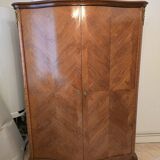 Armoire ancienne en bois de rose