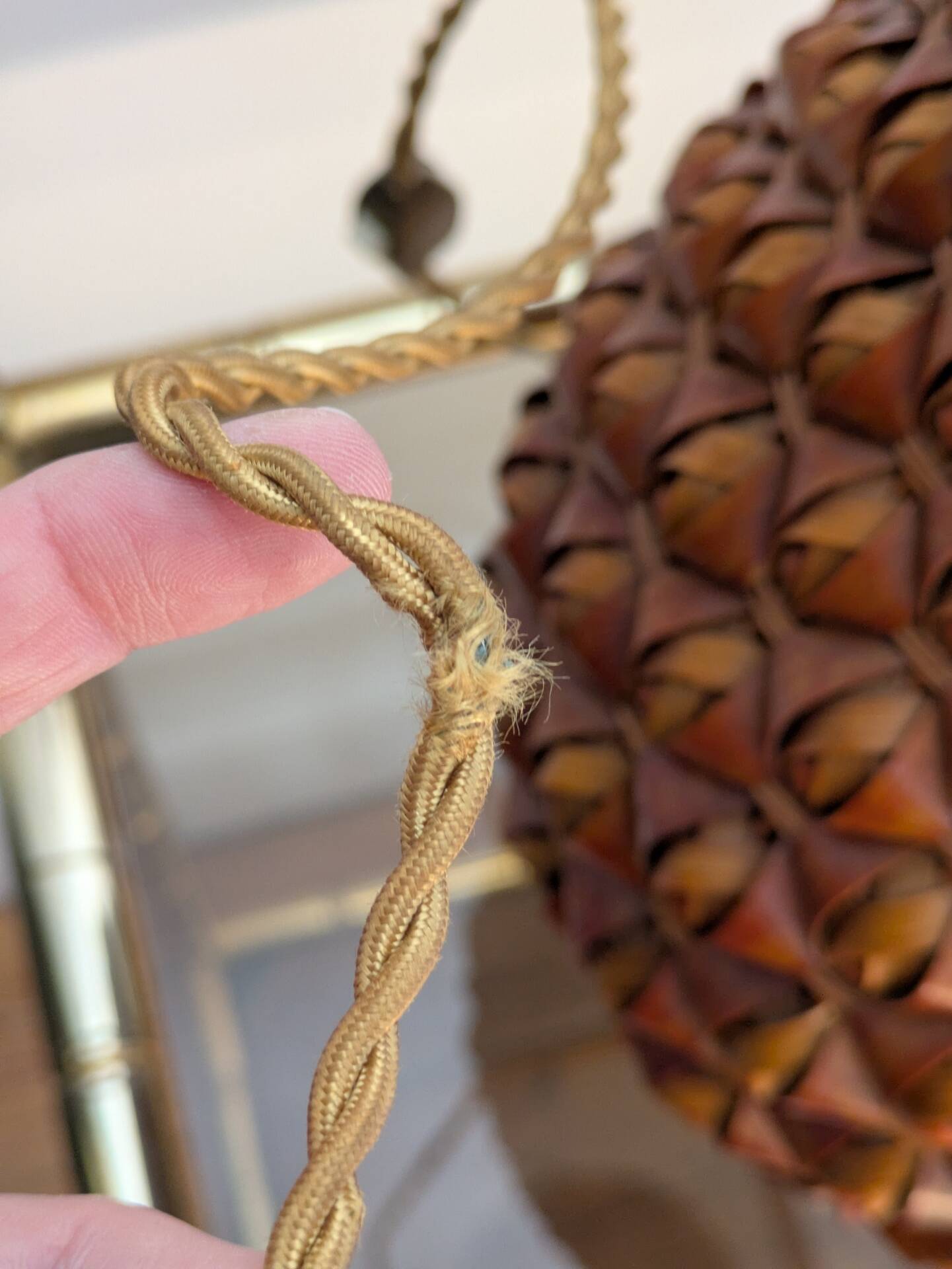 Large vintage woven lamp base in Riviera/Boho style from the 1970s.