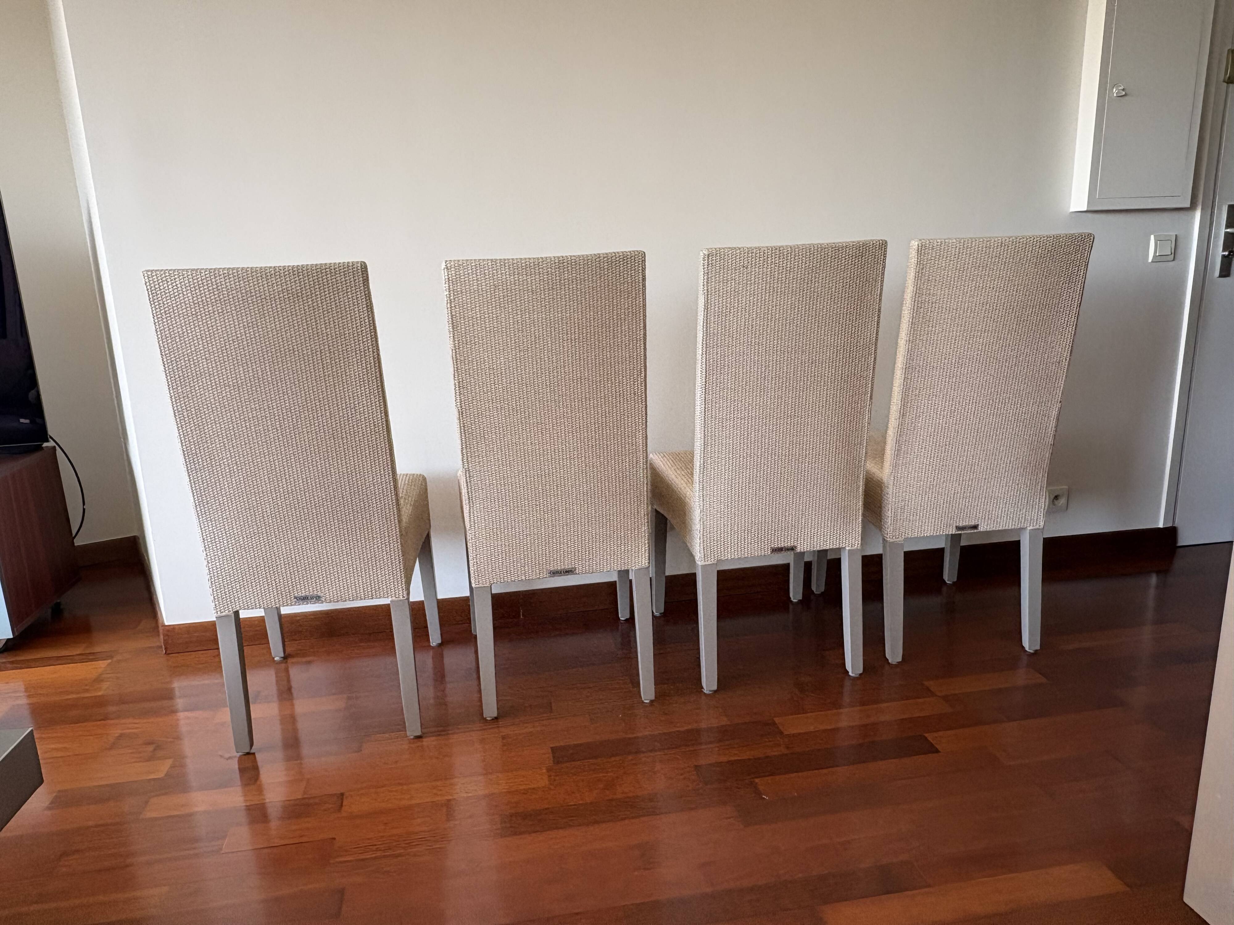 Set of 4 chairs