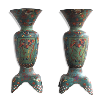 Paire de vases en cloisonné aux oiseaux début XXème