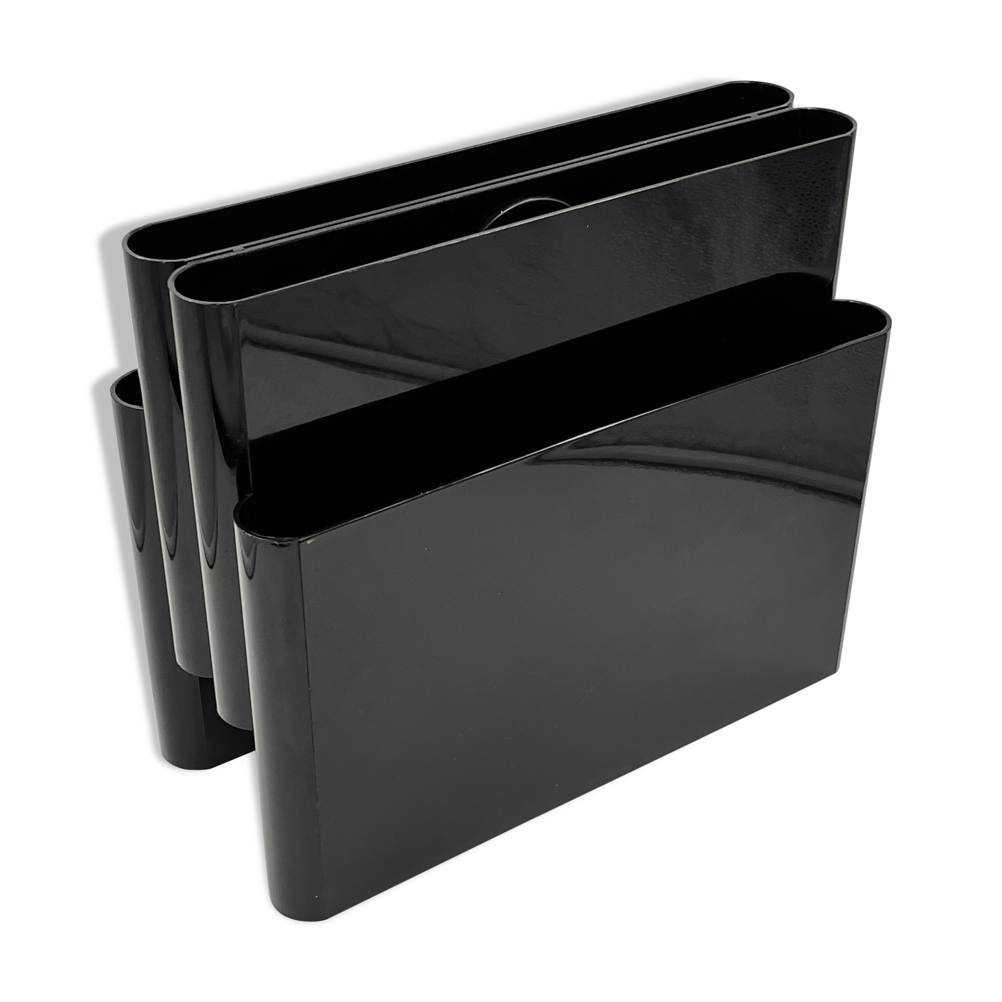 Kartell magazine holder model 4676 by Giotto Stoppino