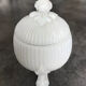 Bonbonnière in white opaline glass round tripodium shape