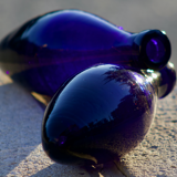 Duo d'amphores en verre bleue cobalt