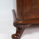 Mahogany standing cabinet