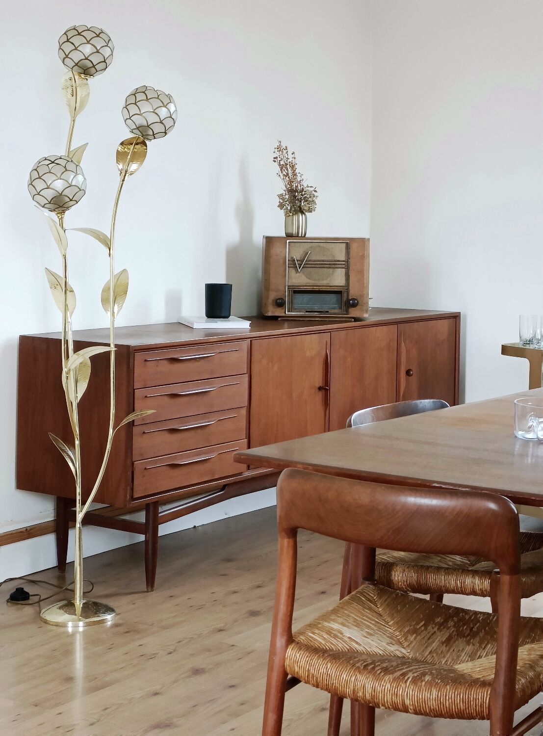 Mother-of-pearl flower floor lamp from the 70s