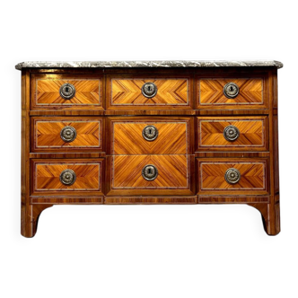 France XVIIIeme: commode époque Louis XVI en marqueterie de bois nobles
