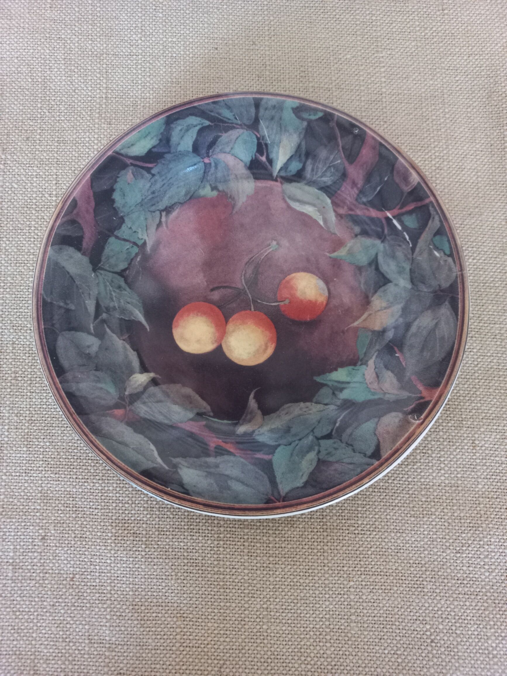 Small plate Gien model "picking"