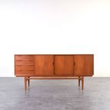 Buffet en teck danois du milieu du siècle, années 1960.