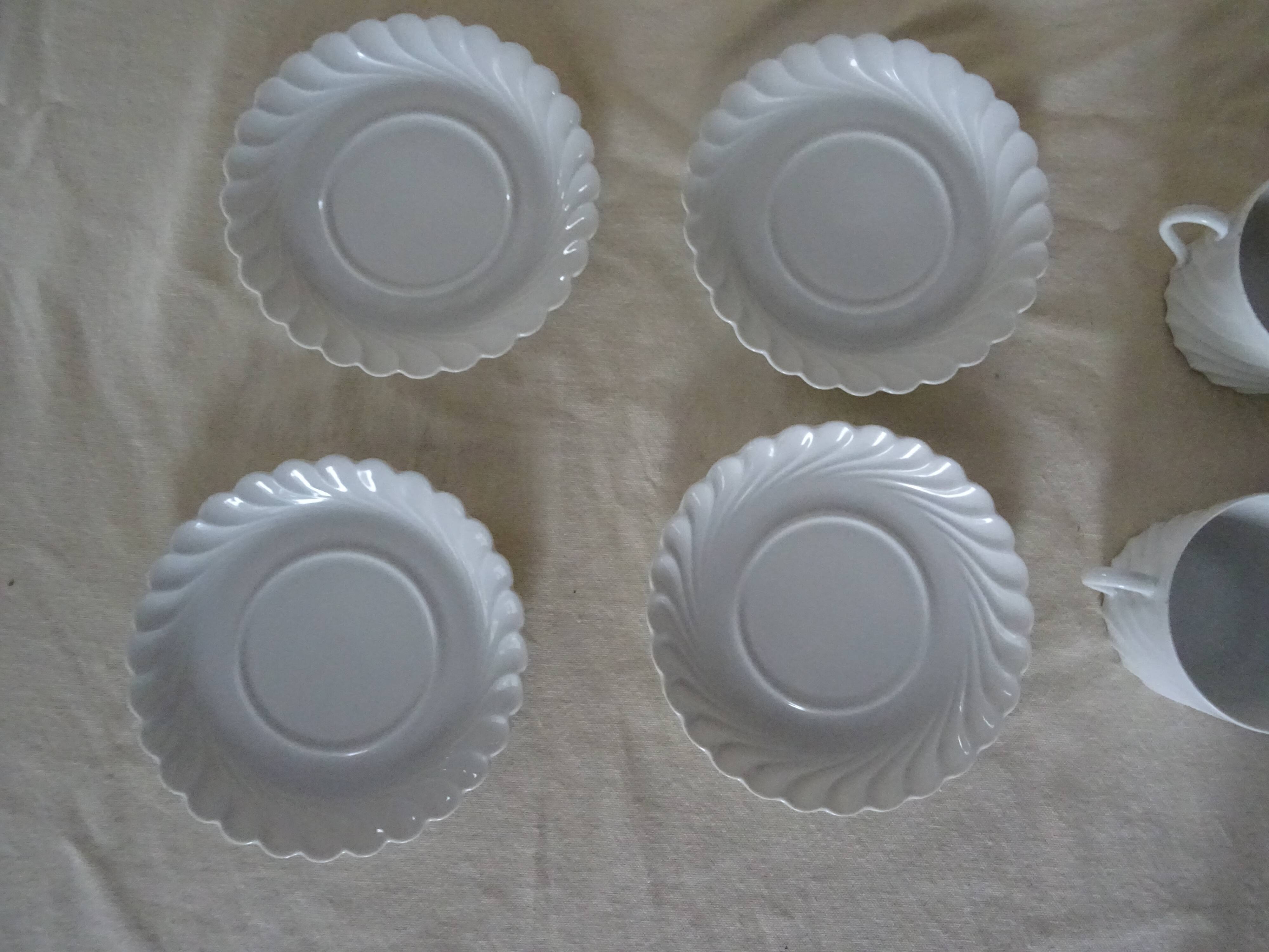 4 cups with saucer Limoges Haviland white torso