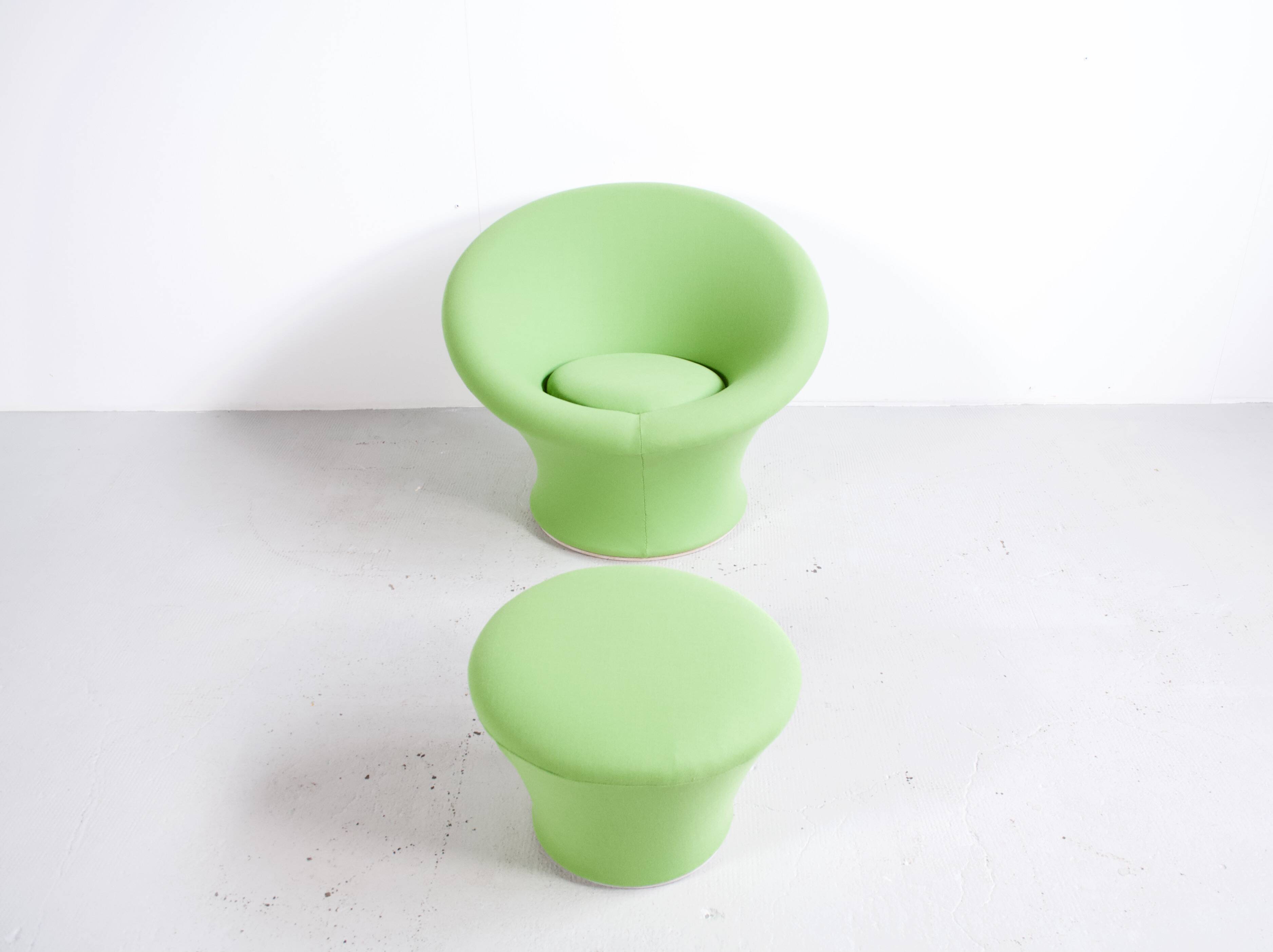 MUSHROOM ARMCHAIR AND FOOTREST F560 PIERRE PAULIN ARTIFORT PUBLISHER 1959 1ST EDITION