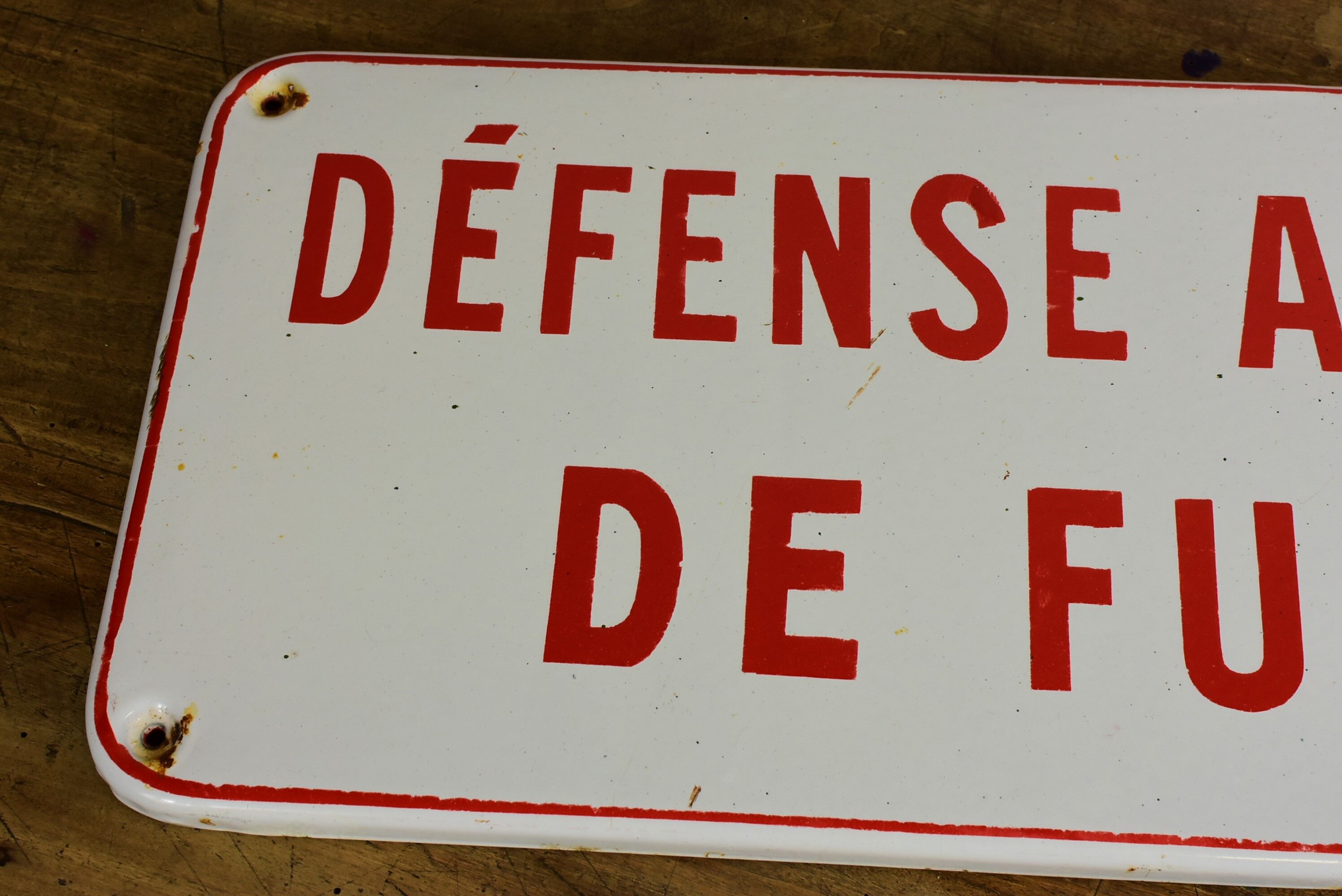 Enamelled plate "absolute smoking defense"